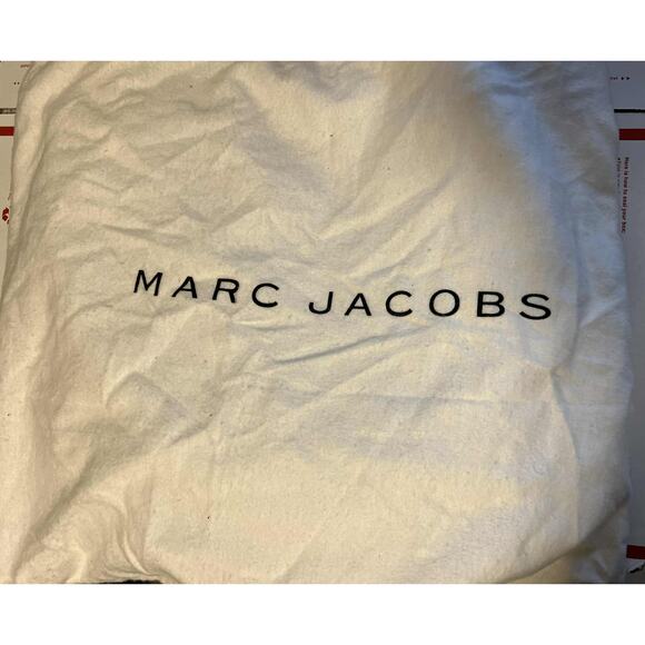 Marc Jacobs Vintage Leather Quilted Shoulder Bag Gold Buckles White 12x14x3 - Picture 6 of 16